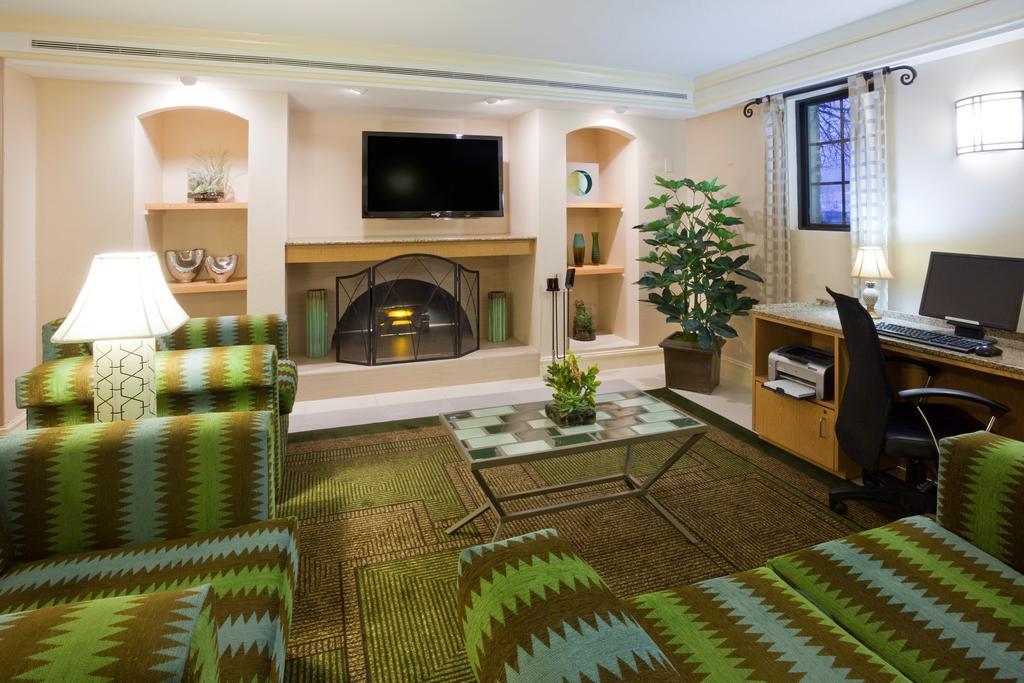 La Quinta Inn Chicago Oakbrook Terrace Εξωτερικό φωτογραφία
