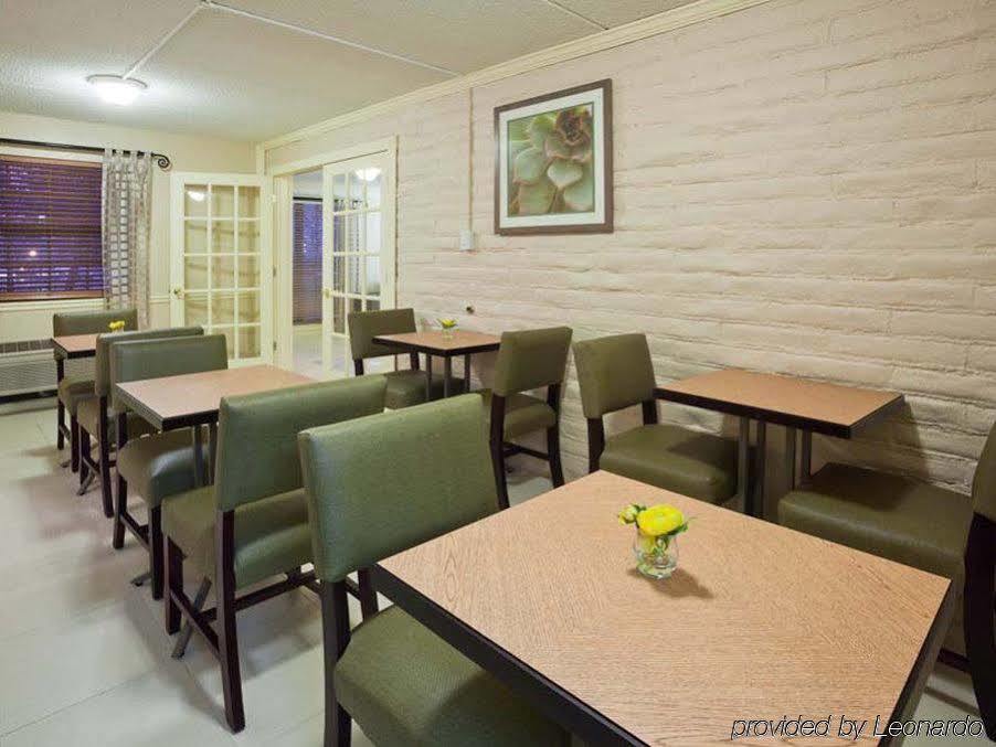 La Quinta Inn Chicago Oakbrook Terrace Εξωτερικό φωτογραφία